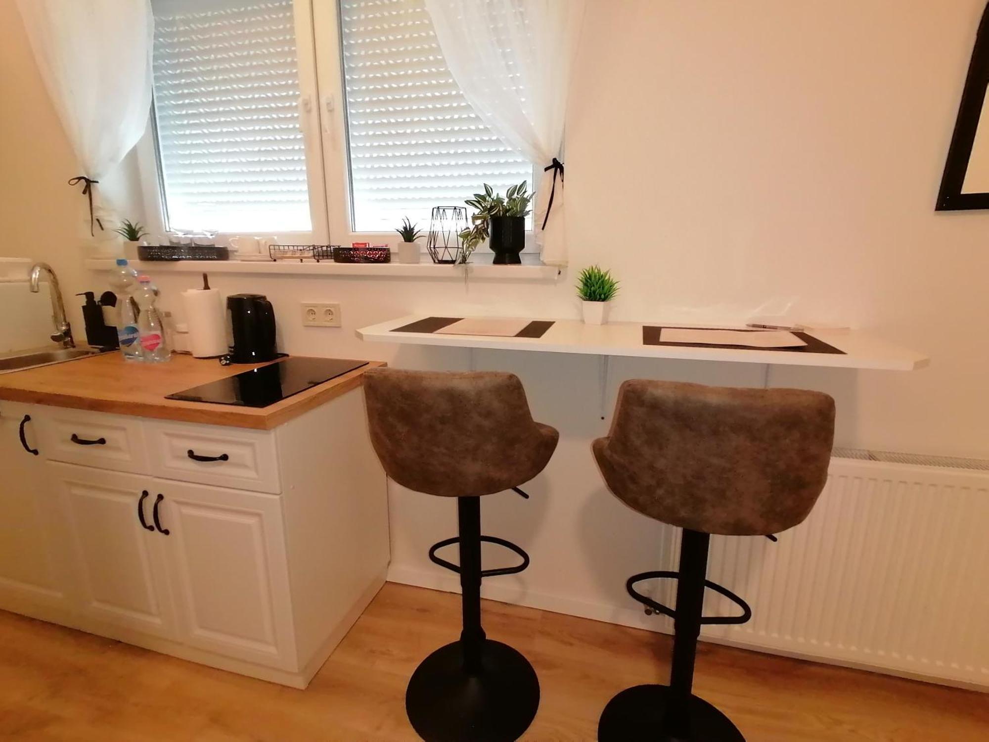 Mohacs Korona Apartman Bagian luar foto
